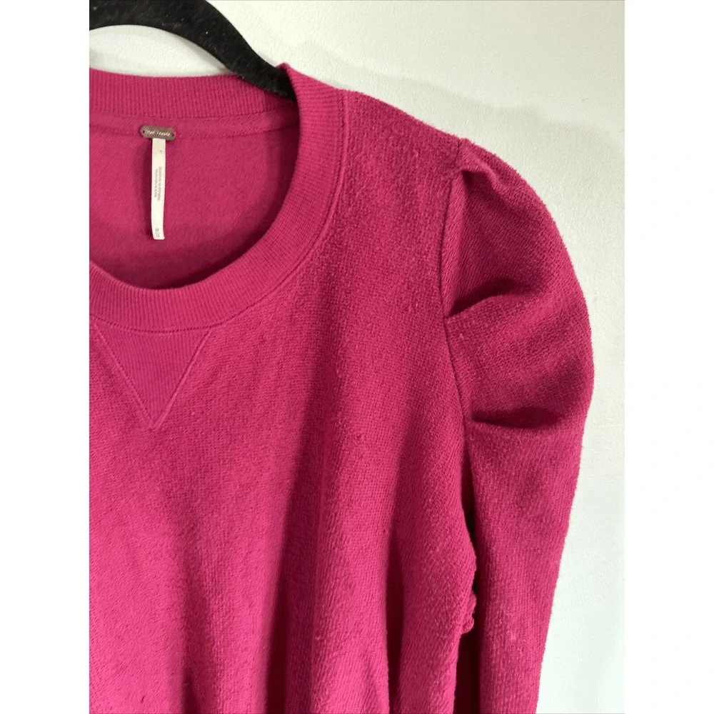 Free People Puff Sleeve Terry cloth‎ Magenta Long Sleeve Top Woman’s Medium